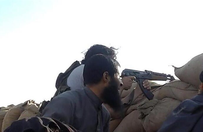 Islamic State battles for Syria’s oil wealth