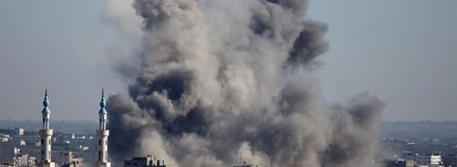 Israeli air strikes on Gaza kill nine Palestinian militants