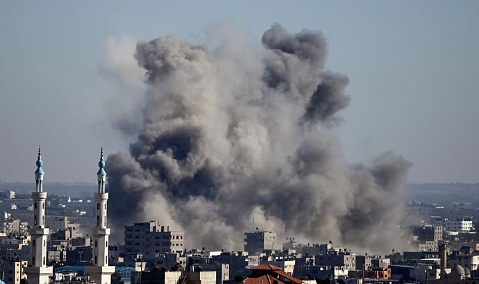 Israeli air strikes on Gaza kill nine Palestinian militants