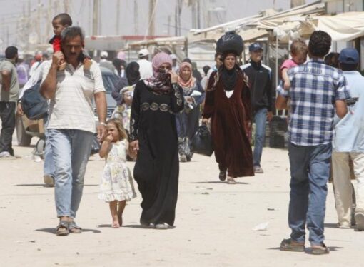 Două adolescente britanice au dispărut şi există suspiciuni că ar fi fugit în Siria