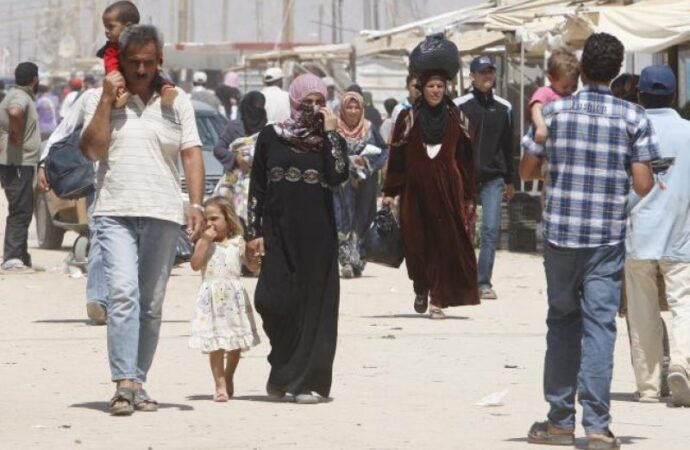 Două adolescente britanice au dispărut şi există suspiciuni că ar fi fugit în Siria