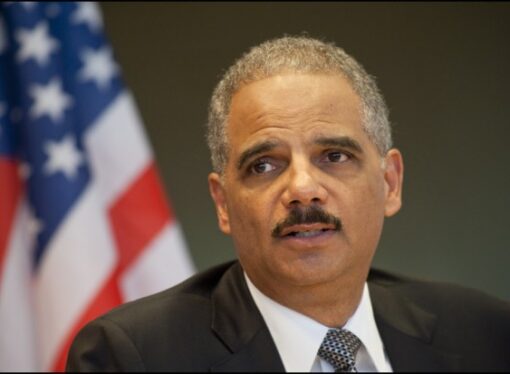 Ministrul american al justiției, Eric Holder: Washingtonul, preocupat de noua generație de bombe nedetectabile, fabricate în Siria