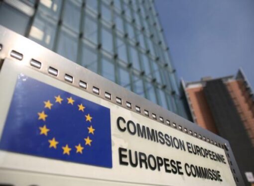 UE acordă ajutoare de 2,4 miliarde de euro pentru ţările vizate de imigranţi