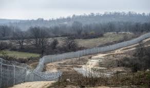 Bulgaria trimite blindate la frontiera