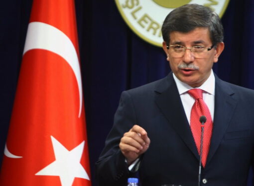 Davutoglu: Turcia nu este lagar de concentrare, nu va primi refugiatii nedoriti de Europa