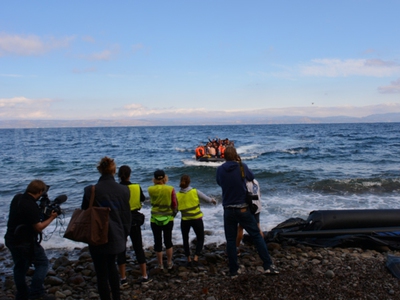 CRIZA IMIGRANŢILOR: Un refugiat sirian a traversat înot Marea Mediterană pentru a ajunge din Turcia în Grecia