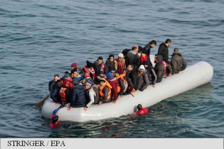 Italia: Garda de Coastă a salvat cel puţin 809 migranţi începând de marţi