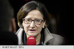 Europa trece la expulzări masive de refugiaţi