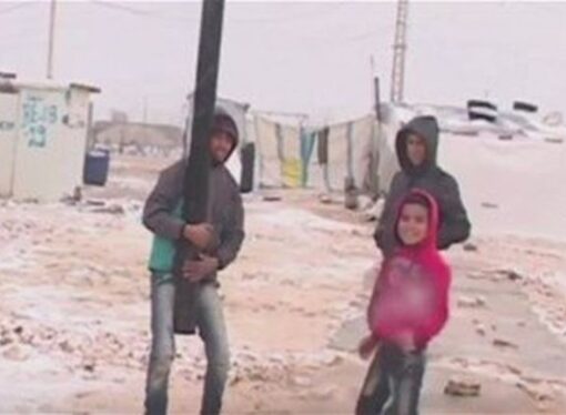 Liban: Mii de refugiati care traiesc in tabere improvizate, afectati de viscol