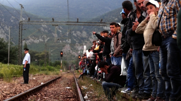 Premierul bulgar cere închiderea imediată a frontierelor externe ale UE pentru a opri valul de migranţi