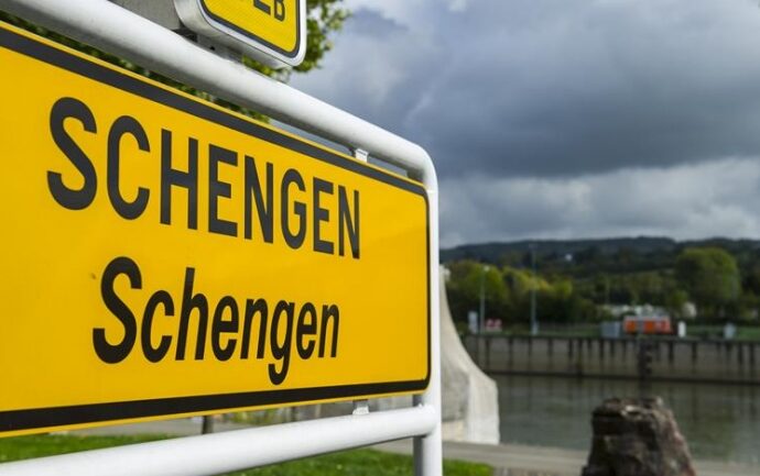 Guvernul german avertizează că principiile Schengen sunt în pericol