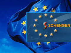 Statele din spaţiul Schengen cer prelungirea controalelor la frontieră. Europol avertizează asupra pregătirii unor atentate