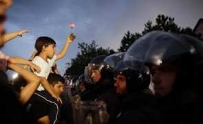 Bulgaria returneaza migranti pe banda rulanta