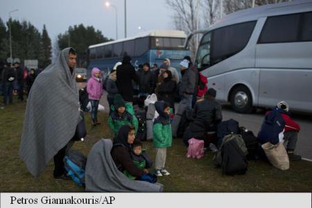Peste 100.000 de imigranţi şi refugiaţi au ajuns de la începutul anului în Grecia şi Italia