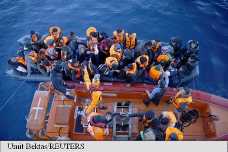 UE vrea ca fluxul de migranţi dinspre Turcia să fie redus la sub 1.000 pe zi