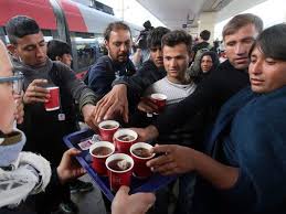 Austria face orice ca să scape de imigranţii afgani