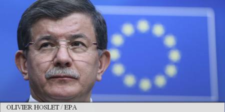 Turcia insistă pentru deschiderea de noi capitole în negocierile de aderare la UE în cadrul acordului asupra migranţilor