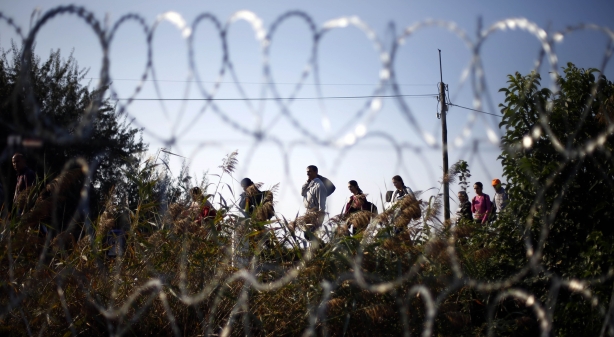 Ungaria avertizează că poate securiza rapid frontiera cu România pentru blocarea imigranţilor