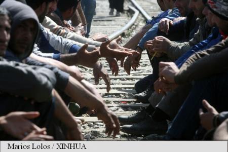 Traficanţii pregătesc o nouă rută pentru imigranţii care vor să ajungă în Europa, prin Italia