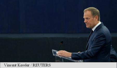 Tusk: Uniunea Europeană nu trebuie să fie supusă “şantajului” ţărilor vecine în criza imigranţilor