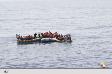 UNHCR: Circa 204.000 de migranţi au ajuns în Europa pe mare de la începutul anului