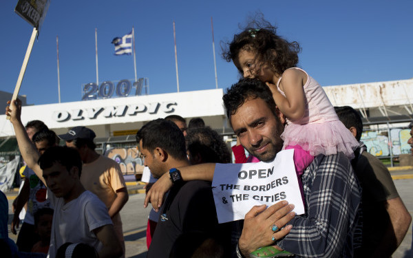 Raport publicat in premiera de politia germana: cate infractiuni au comis migrantii din Germania in primele 3 luni din 2016