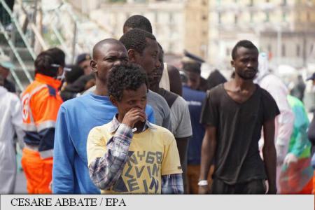 Italia: 71.000 de migranţi sosiţi în şase luni, la fel ca în 2015