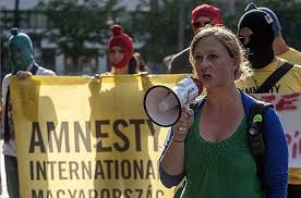 Rezultatul referendumului privind imigrantii nu are efect obligatoriu pentru UE – Amnesty International Hungary