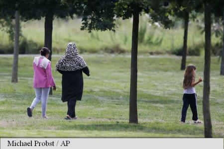 Numărul persoanelor din Germania provenite din migraţie a ajuns în 2015 la un nivel record de 17,1 milioane