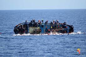 Cel puţin 239 de imigranţi s-au înecat în sudul Mării Mediterane