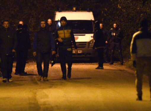 Violenţe în tabăra de refugiaţi de la Calais înaintea evacuării