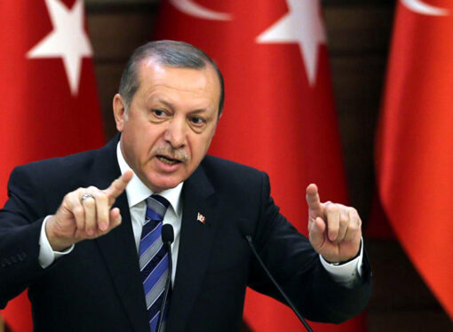 Erdogan amenință că lasă să NĂVĂLEASCĂ în Europa 3.000.000 de imigranți
