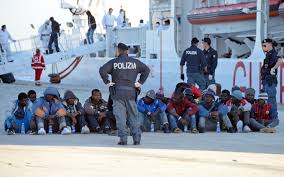Numărul migranţilor care au debarcat în Italia în ultimii trei ani a ajuns la o jumătate de milion