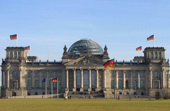 Berlin lansează un program de sprijin de 150 de milioane de euro pentru migranţi