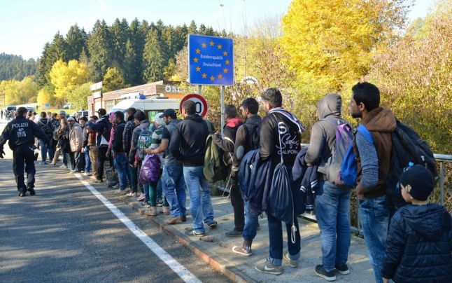 Peste 55.000 de migranţi s-au întors, de bună voie, în ţările de origine