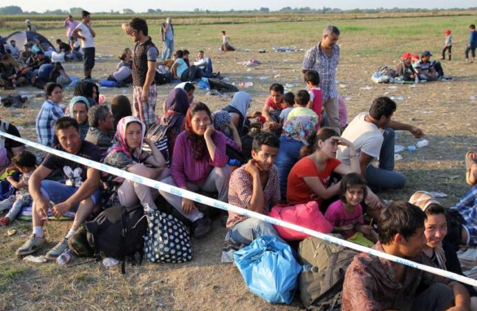 Un sârb de 42 de ani, reținut pentru trafic de migranți