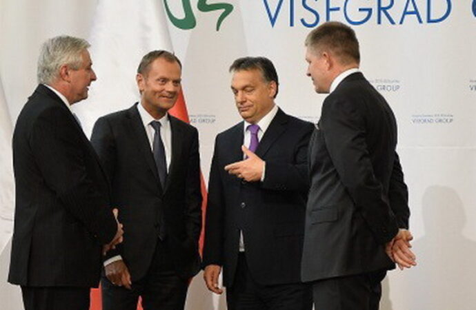 Grupul de la Vişegrad acuză că e ȘANTAJAT de UE