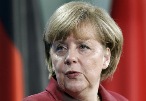Cancelarul Angela Merkel a suspendat repatrierea migranților afgani, invocând atentatul de la Kabul