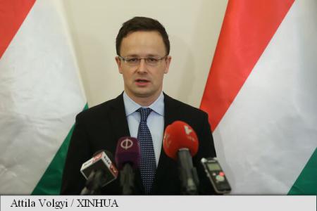 Peter Szijjarto: Presiunile internaționale nu vor determina Ungaria să se abată de la poziția sa privind migrația ilegală