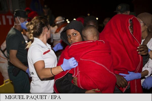Spania: Peste 400 de migranți salvați în Mediterana în două zile
