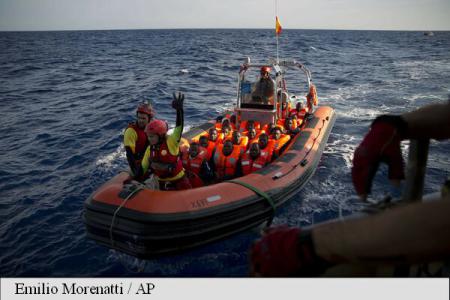 Migranți: UE restricționează exporturile de bărci pneumatice către Libia