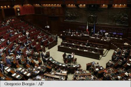 Criza migrației: Cele 28 de țări din UE se angajează să ia “măsuri urgente” pentru a ajuta Italia