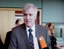 Germania: Un aliat cheie al Angelei Merkel abandoneaza ideea unei cote maxime pentru refugiati
