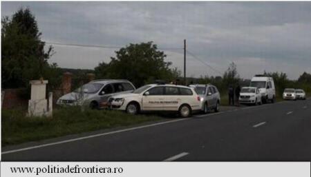 Timiș: Traficanți de migranți opriți cu focuri de armă, după ce au trecut prin barajul poliției