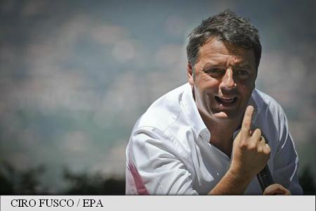 Italia: Matteo Renzi reia apelul privind tăierea fondurilor UE pentru țările care nu preiau refugiați