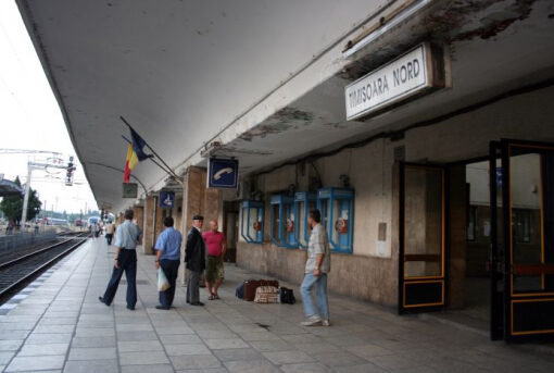 Alți 15 migranți au ajuns cu trenul în Gara de Nord din Timișoara. Ei au fost trimiși înapoi după ce trecuseră ilegal frontiera în Ungaria