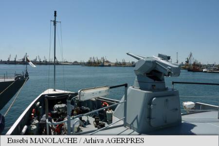 Garda de Coastă: Trei bărbați cercetați pentru călăuzirea a 154 de migranți pe Marea Neagră – arestați preventiv