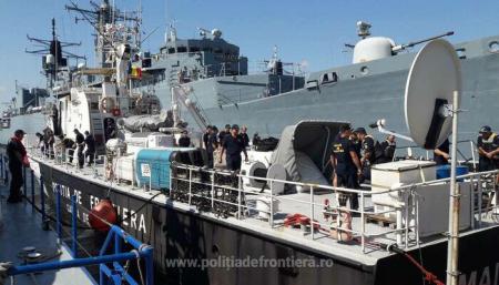 Nava Gărzii de Coastă a României a salvat 54 de migranți pe Marea Egee