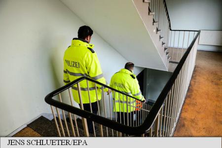 Membră a extremei drepte germane, judecată pentru o postare ce îndemna la scufundarea ambarcațiunilor cu migranți