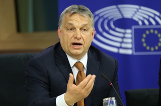 Viktor Orban cere la Bruxelles bani pentru garduri anti-migranți: „Protejează întreaga Europă”